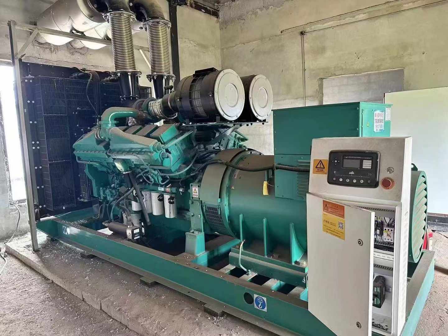 靖远无功补偿装置的性能评估需要考虑哪些因素？