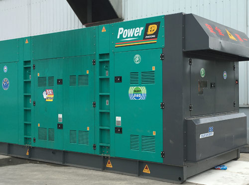 靖远升级发电机组的过程中需要注意哪些安全事项？