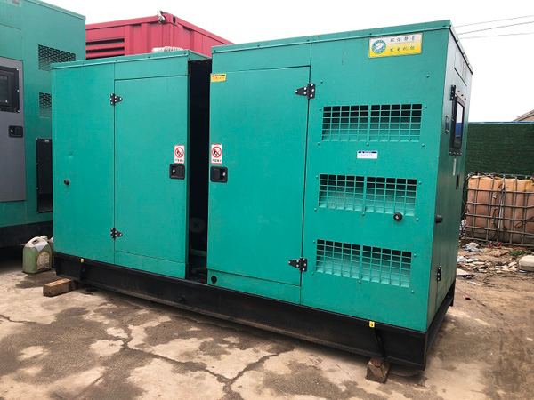 靖远怎样合理控制磷酸铁锂蓄电池的充放电倍率以延长其使用寿命？